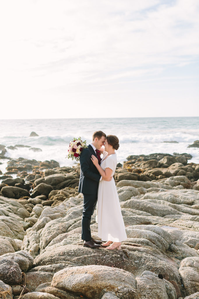 carmel-by-the-sea-bride-and-groom-portraits