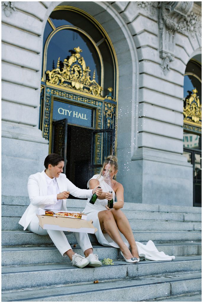 San Francisco City Hall champagne wedding spray